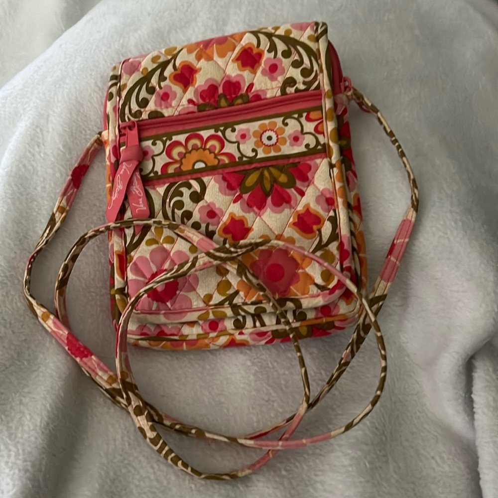 Vera Bradly Folkloric Rachel Crossbody.